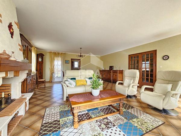 Maison à vendre Puymoyen 16400  4 chambres 175 m2