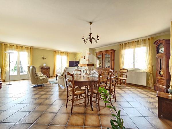 Maison à vendre Puymoyen 16400  4 chambres 175 m2