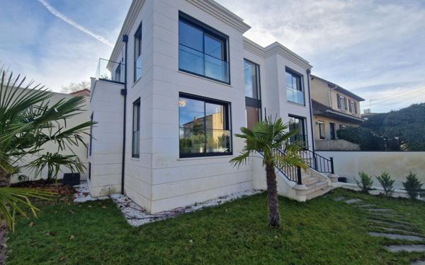 Maison à vendre    5 pièces •  Saint-Maur-des-Fossés