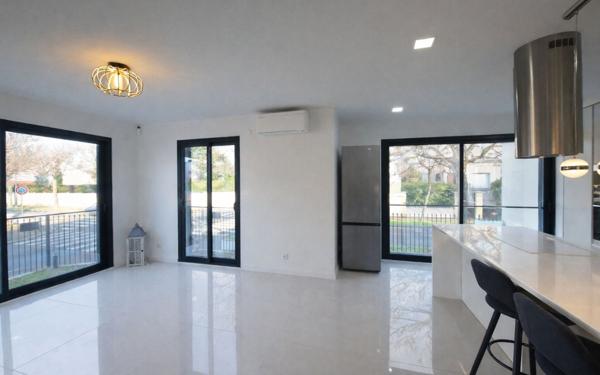 Maison à vendre    5 pièces •  Saint-Maur-des-Fossés