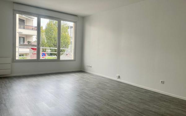 Appartement à louer    3 pièces • 66,90 m2 Noisy-le-Grand