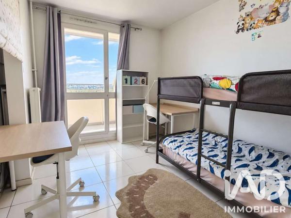 Appartement à vendre 4 pièces 85,75 m² Créteil