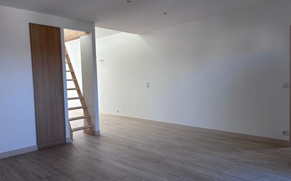 Appartement à louer    4 pièces • 83,53 m2 Savigny-sur-Orge