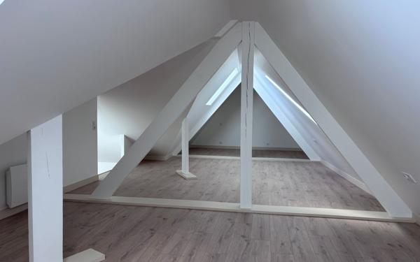 Appartement à louer    4 pièces • 83,53 m2 Savigny-sur-Orge