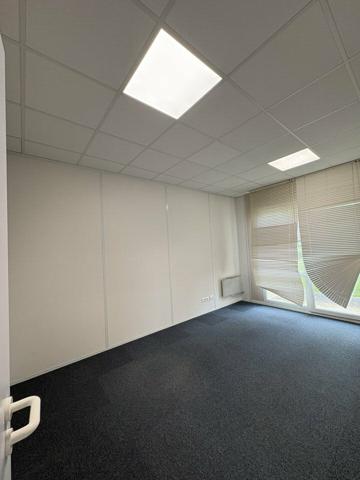 BUREAUX à LOUER de 142 m²