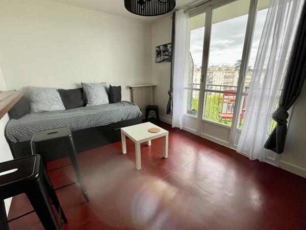 Studio de 20 m² meublé - Joué les Tours (Proximité des Deux Lions)