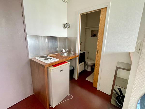 Studio de 20 m² meublé - Joué les Tours (Proximité des Deux Lions)