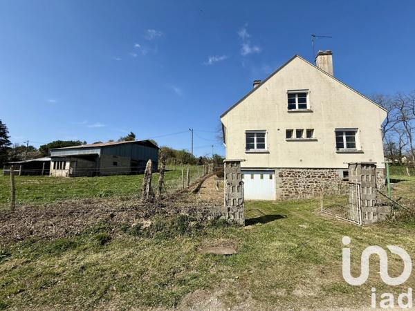 Maison 5 pièces de 109 m² à Brée (53150)