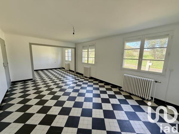 Maison 5 pièces de 109 m² à Brée (53150)