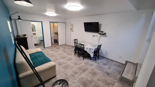 Metz (57000) METZ CENTRE // T2 de 42m² en RDC AVEC grande TERRASSE de 40m² // 15MIN GARE ET 5MIN ST JACQUES