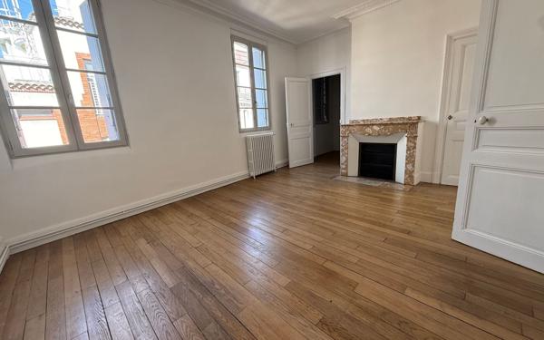 Appartement à vendre    5 pièces • 166,27 m2 Toulouse