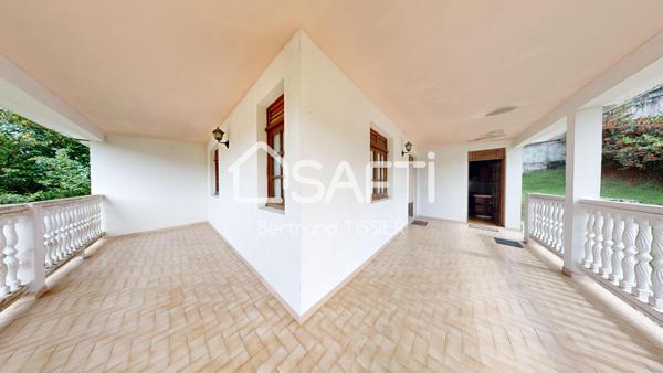 Maison , 3 chambres avec terrain dans le bourg