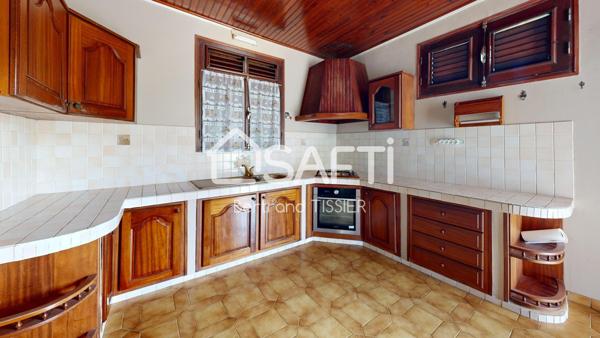 Maison , 3 chambres avec terrain dans le bourg