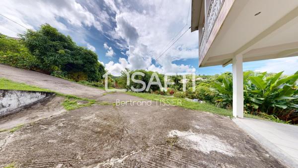 Maison , 3 chambres avec terrain dans le bourg