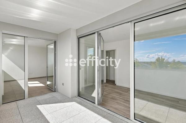 Appartement
         3 pièces
        - 61 m² Exclusivité 350 000 € *