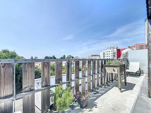 Saint-Herblain Bouvardière / Appartement 3 chambres / terrasse / dernier étage / parking / résidence récente