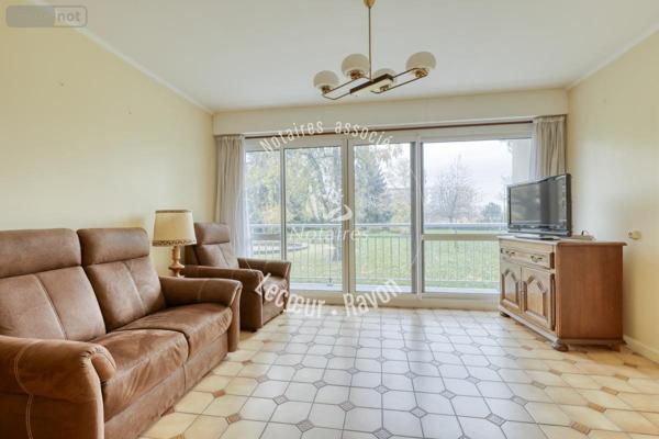 Appartement à vendre à Vélizy-Villacoublay dans les Yvelines (78140), ref : 92076-100