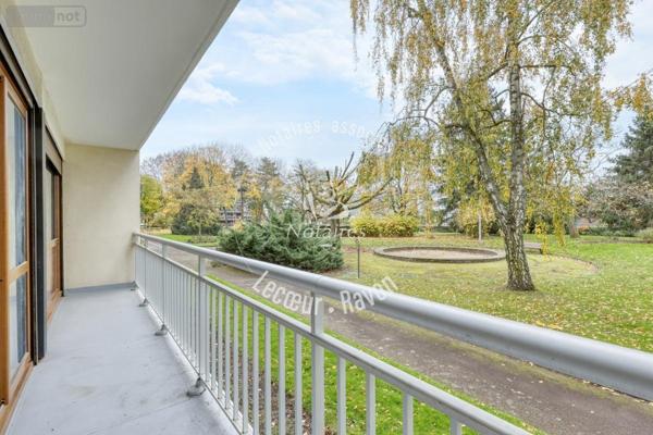 Appartement à vendre à Vélizy-Villacoublay dans les Yvelines (78140), ref : 92076-100