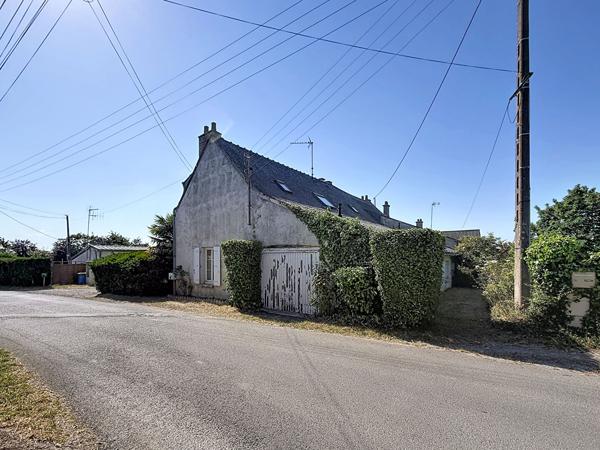 Maison ancienne - Vie de plain pied - Verrières En Anjou