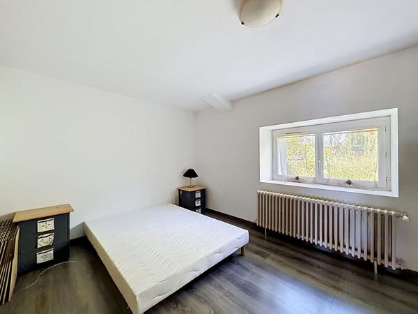 Maison ancienne - Vie de plain pied - Verrières En Anjou
