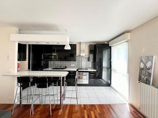 Appartement Sainte Genevieve Des Bois 3 pièce(s) 61.83 m2