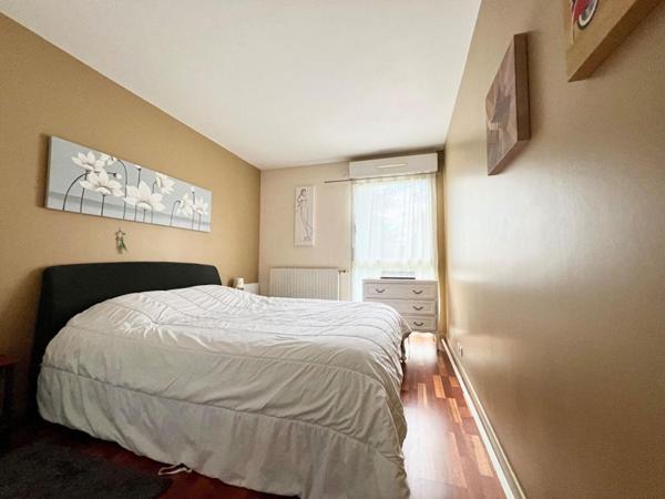 Appartement Sainte Genevieve Des Bois 3 pièce(s) 61.83 m2