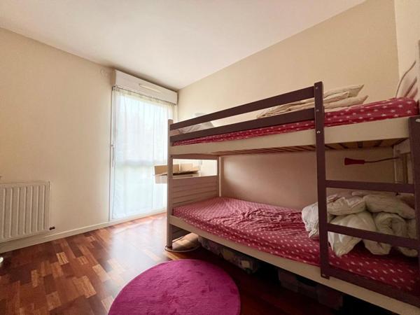 Appartement Sainte Genevieve Des Bois 3 pièce(s) 61.83 m2