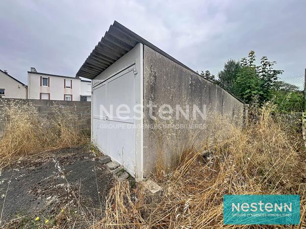 BOX DE RANGEMENT SAINT BRIEUC PROCHE GARE SNCF SUR PARCELLE DE 55M2
