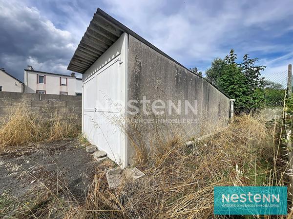 BOX DE RANGEMENT SAINT BRIEUC PROCHE GARE SNCF SUR PARCELLE DE 55M2