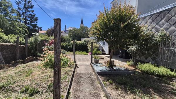 Maison 3 chbres + sous-sol et jardin proche commerces