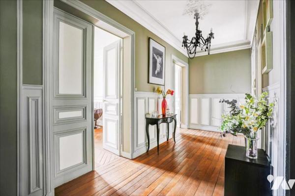 Notaire - NEUILLY-SUR-SEINE - Exclusivité