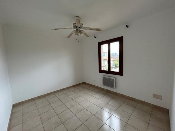 MARGUERITTES - Maison de type 5 bis