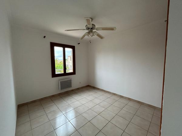 MARGUERITTES - Maison de type 5 bis