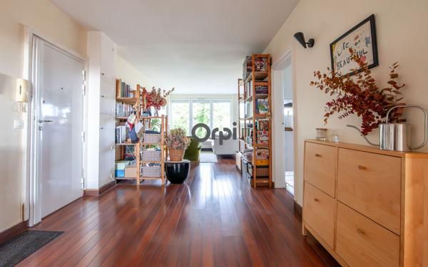 Appartement à vendre    4 pièces • 99,18 m2 Le Plessis-Robinson