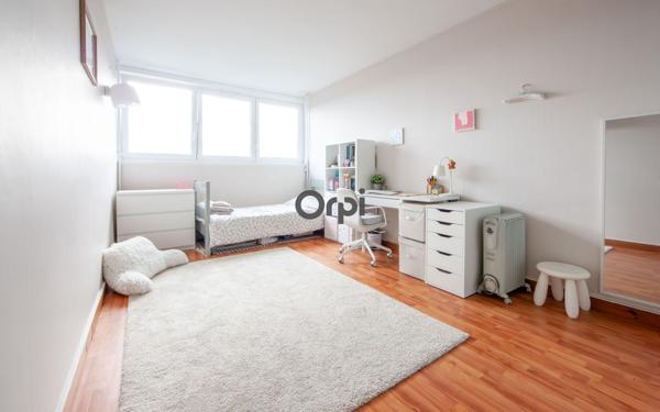 Appartement à vendre    4 pièces • 99,18 m2 Le Plessis-Robinson