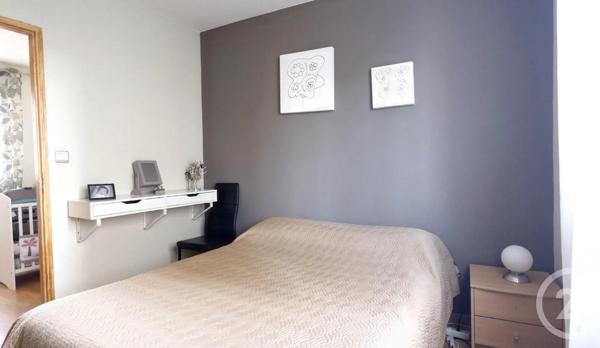 Appartement à vendre  4 pièces - 76,42 m 2   VALENCE  - 26