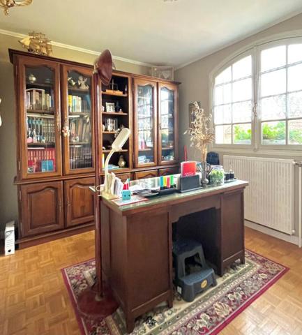 Maison : 6 pièce(s) 120 m²  + Autre surface 198m² et Jardin