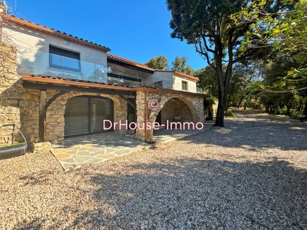 Maison à vendre 6 pièces de 235 m²