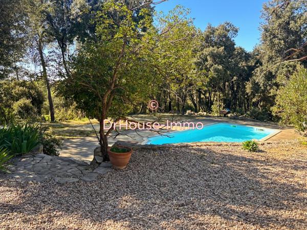 Maison à vendre 6 pièces de 235 m²