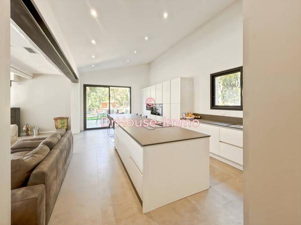 Maison à vendre 6 pièces de 235 m²