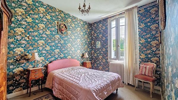 Maison pierre 1900 à mettre au gout du jour, fort potentiel
