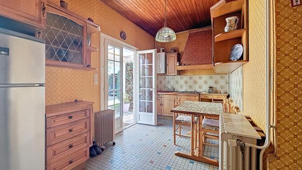 Maison pierre 1900 à mettre au gout du jour, fort potentiel