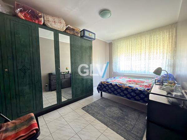 Maison 1960 202 m2 Habitable , 5 chambres + Locatif .... , Lille