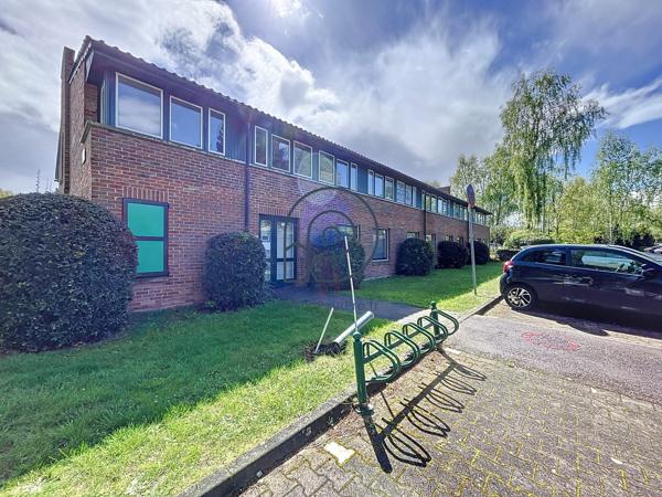 🏢 VILLENEUVE D’ASCQ – BUREAUX 337 M² EN RDC | IDÉAL MÉDICAL, FORMATION, ERP