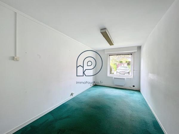 🏢 VILLENEUVE D’ASCQ – BUREAUX 337 M² EN RDC | IDÉAL MÉDICAL, FORMATION, ERP