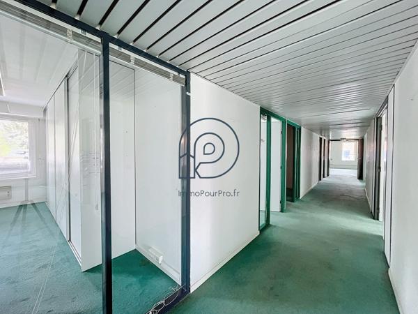 🏢 VILLENEUVE D’ASCQ – BUREAUX 337 M² EN RDC | IDÉAL MÉDICAL, FORMATION, ERP