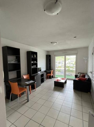 Appartement 2 pièces                                        - 42270 Saint-Priest-en-Jarez Réf : 13442