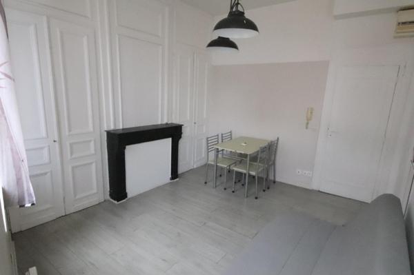 A LOUER : T2 à LILLE • Rue de Douai - MOULINS • 565 € CC • Réf. 369-001