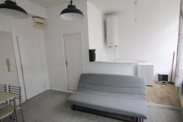A LOUER : T2 à LILLE • Rue de Douai - MOULINS • 565 € CC • Réf. 369-001