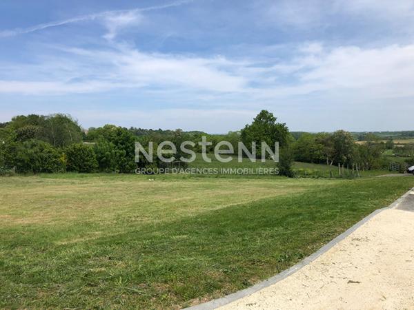 A VENDRE - Terrain constructible sur la commune d'AUCHAY SUR VENDEE de 1498 m²